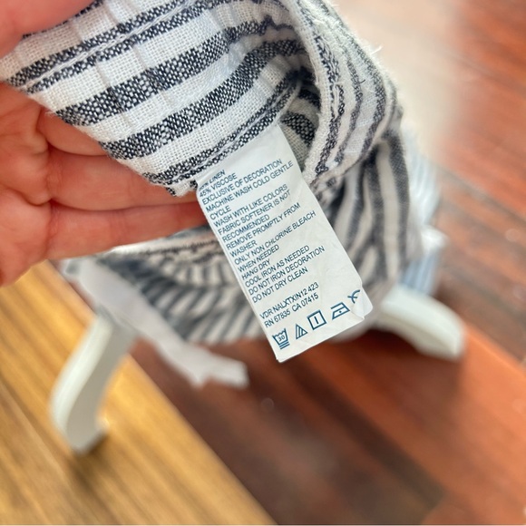 Nautica White and Gray Straight Leg Pants with Drawstring Waist - Picture 8 of 8